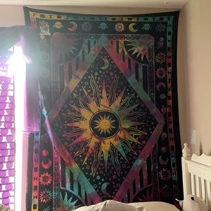 Sun tapestry (multicolored)